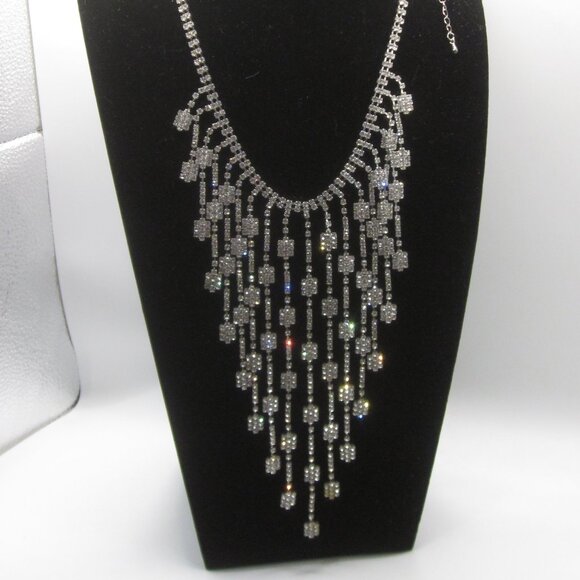 Vintage Jewelry - Vintage Bling Rhinestone Statement Necklace